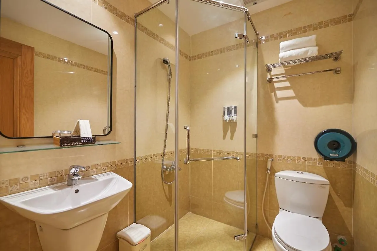 Bin Bin 10 - Mimosa Hotel Near Tan Son Nhat Airport ホーチミン市