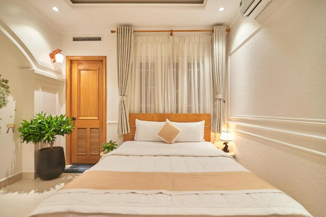 Bin Bin 10 - Mimosa Hotel Near Tan Son Nhat Airport ホーチミン市 ベトナム