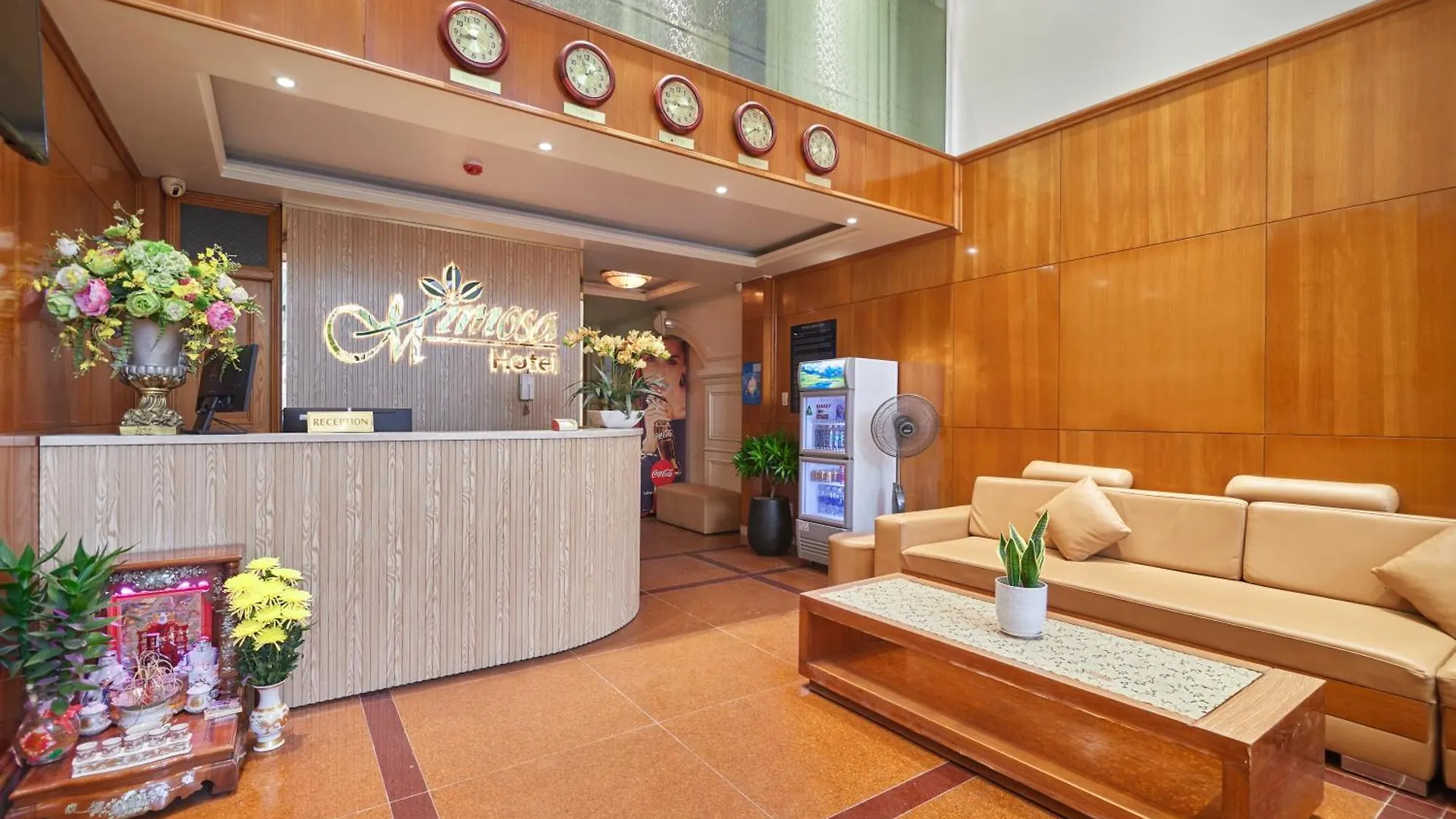 Bin Bin 10 - Mimosa Hotel Near Tan Son Nhat Airport ホーチミン市 2*,  ベトナム