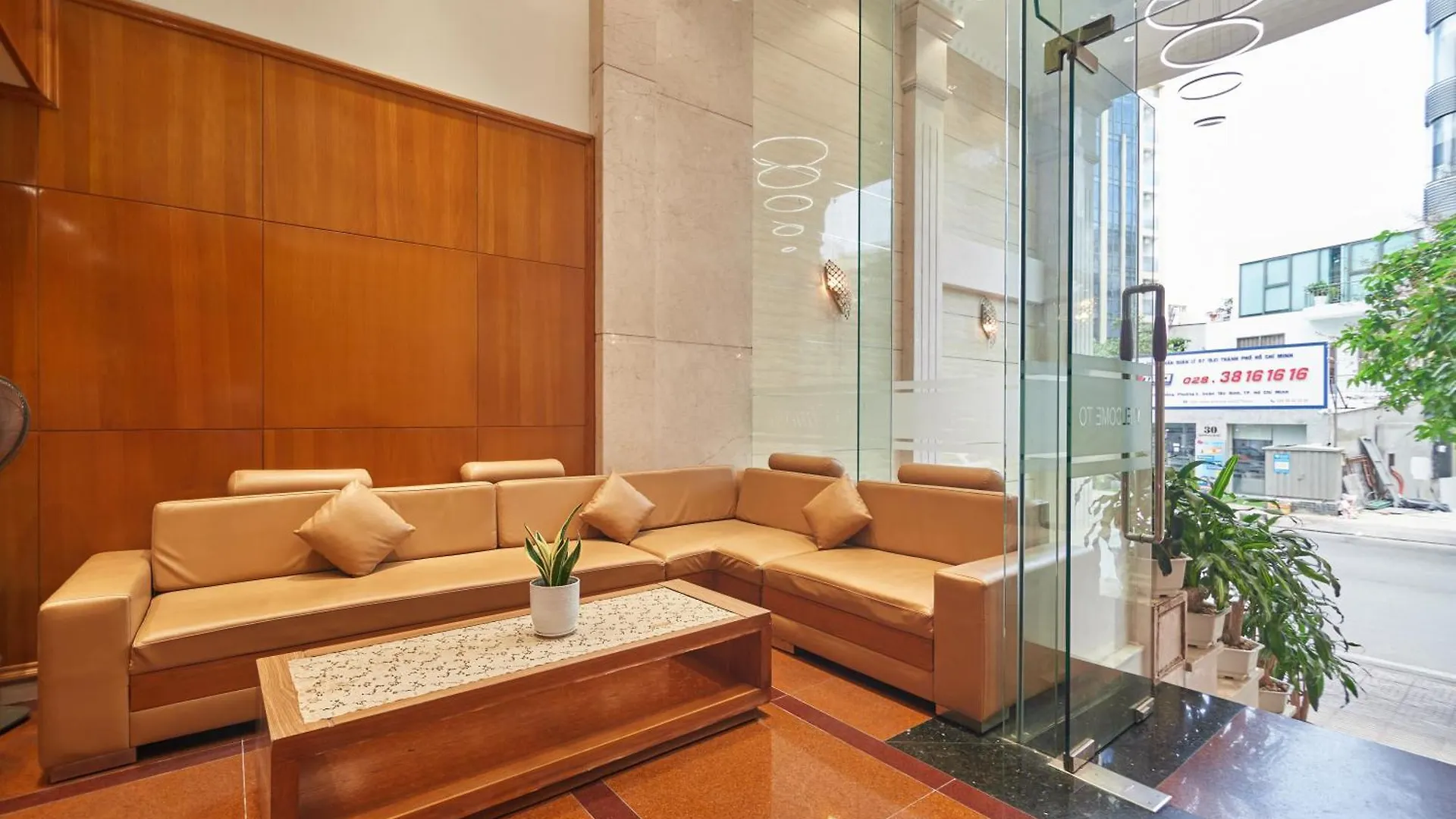 Bin Bin 10 - Mimosa Hotel Near Tan Son Nhat Airport Ho Chi Minh City