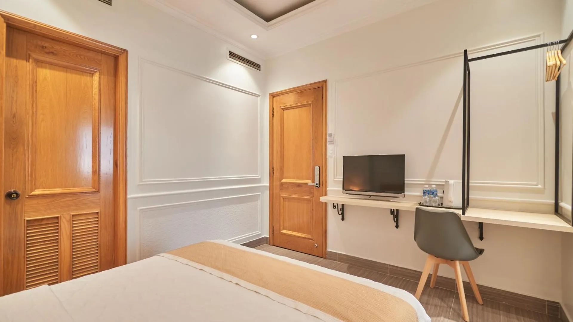 **  Bin Bin 10 - Mimosa Hotel Near Tan Son Nhat Airport Πόλη Χο Τσι Μινχ Βιετνάμ